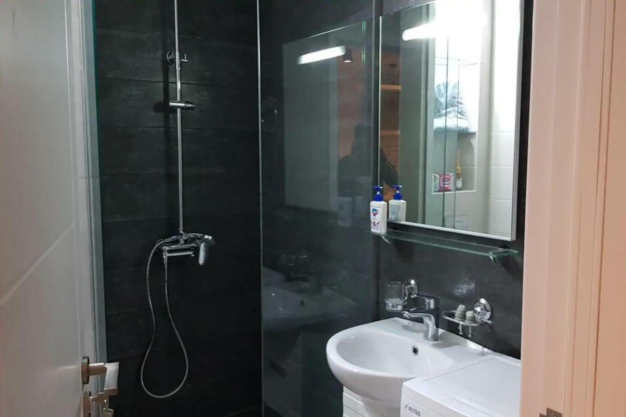 Your Home In Tbilisi: Cosy Stay In The Old City Eksteriør bilde
